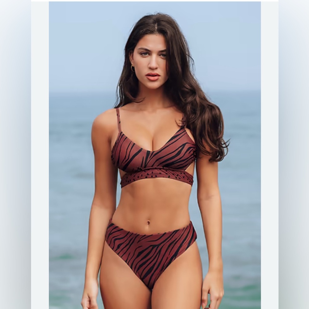 Cupshe Zebra Wave Mini Dot Lace-Up Bikini